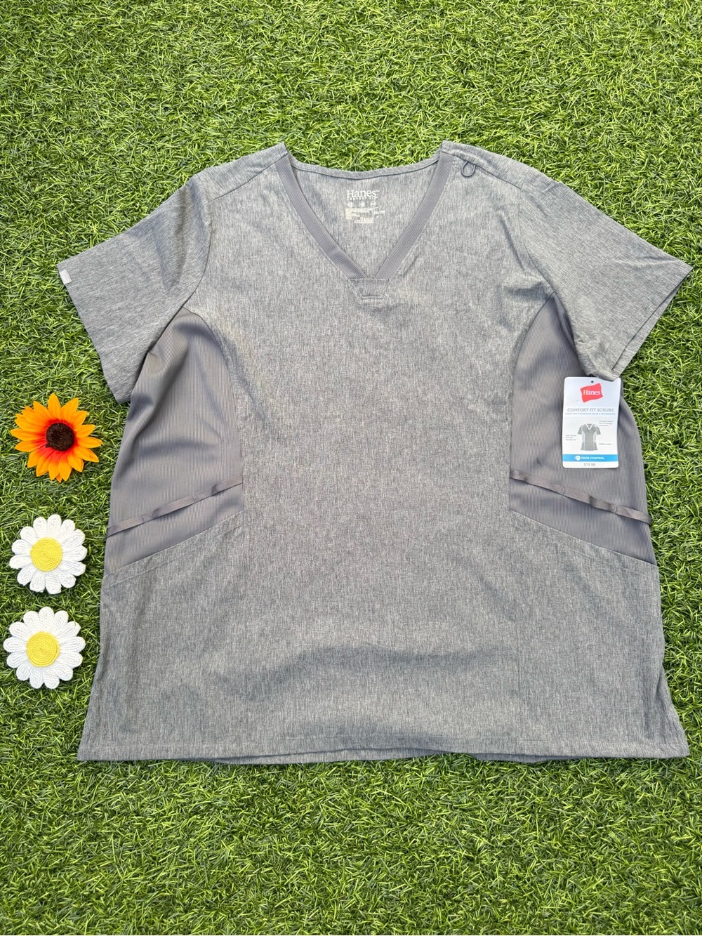 Hanes Comfort Fit Grey V-Neck Medical & Beauty Scrub Top Size 2XL NWT 🩺💅